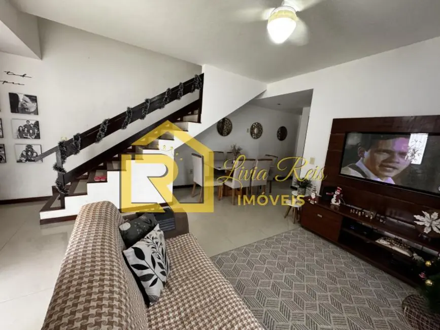 Foto 4 de Casa com 3 quartos à venda, 43m2 em Atlântica, Rio Das Ostras - RJ