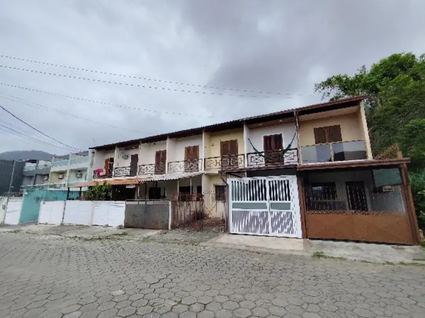 Casa com 2 quartos à venda, 104m2 em Mangaratiba - RJ - imagem 1 Foto 1 de Casa com 2 quartos à venda, 104m2 em Mangaratiba - RJ
