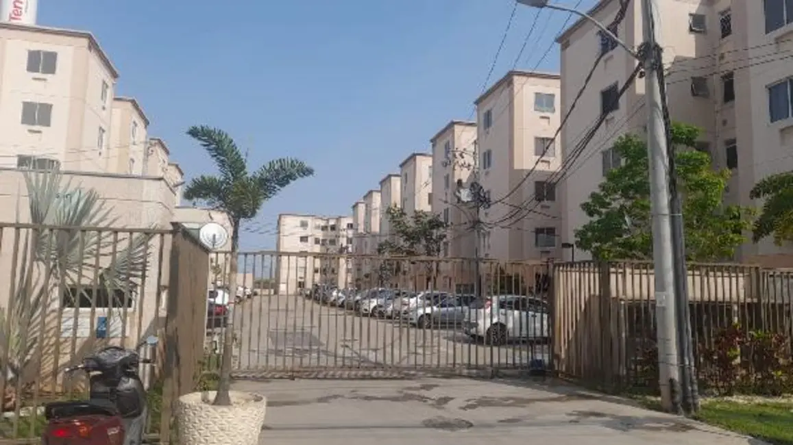 Foto 1 de Apartamento com 2 quartos à venda, 40m2 em Santa Cruz, Rio De Janeiro - RJ