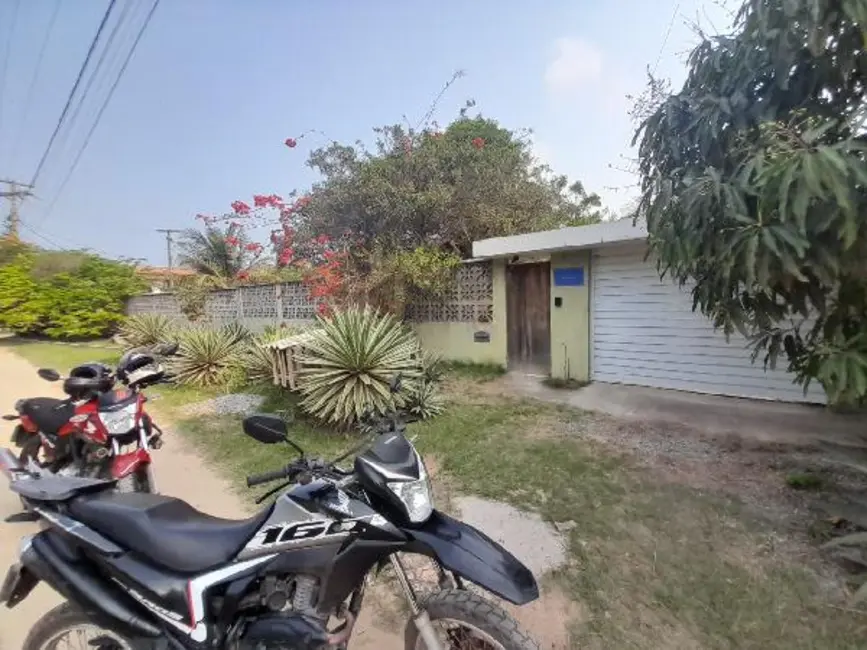 Foto 1 de Casa com 1 quarto à venda, 749m2 em Peró, Cabo Frio - RJ