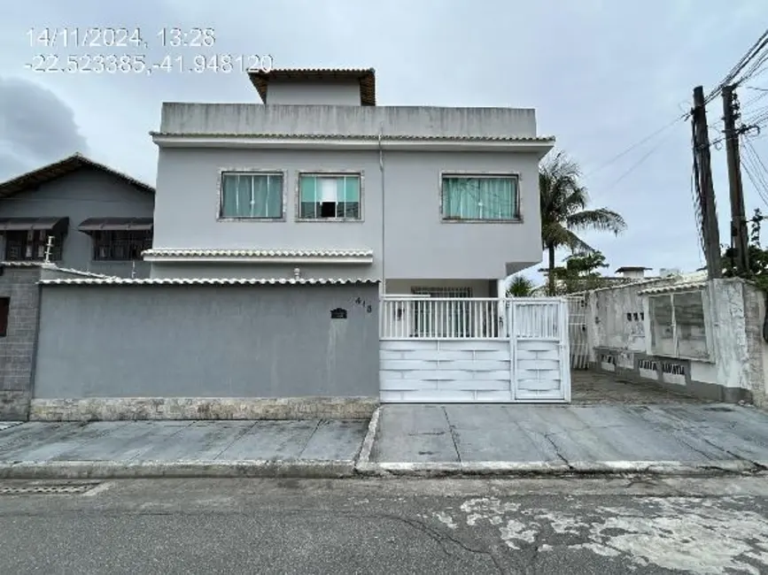 Foto 1 de Casa com 1 quarto à venda, 136m2 em Rio Das Ostras - RJ