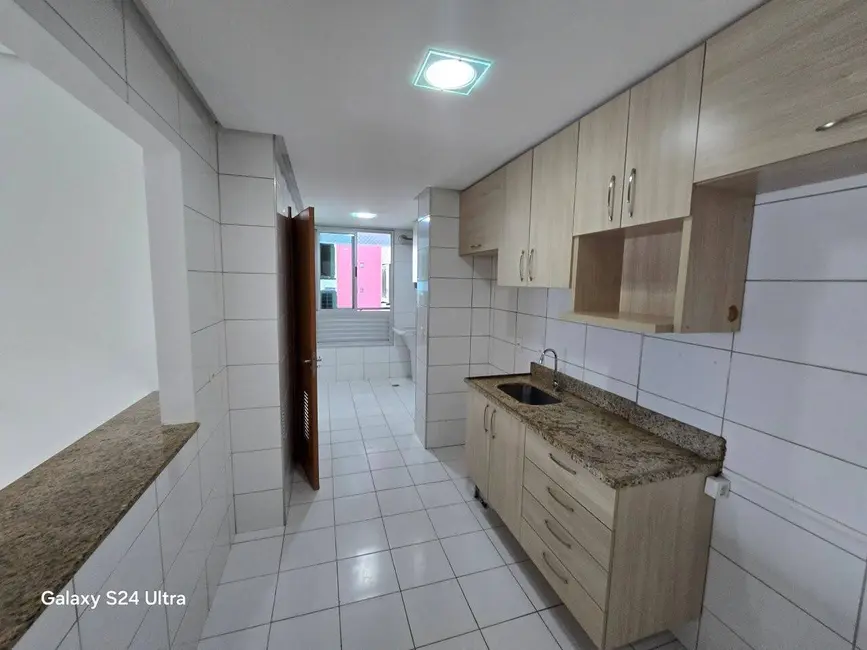 Foto 3 de Apartamento com 3 quartos à venda e para alugar, 98m2 em Adrianópolis, Manaus - AM