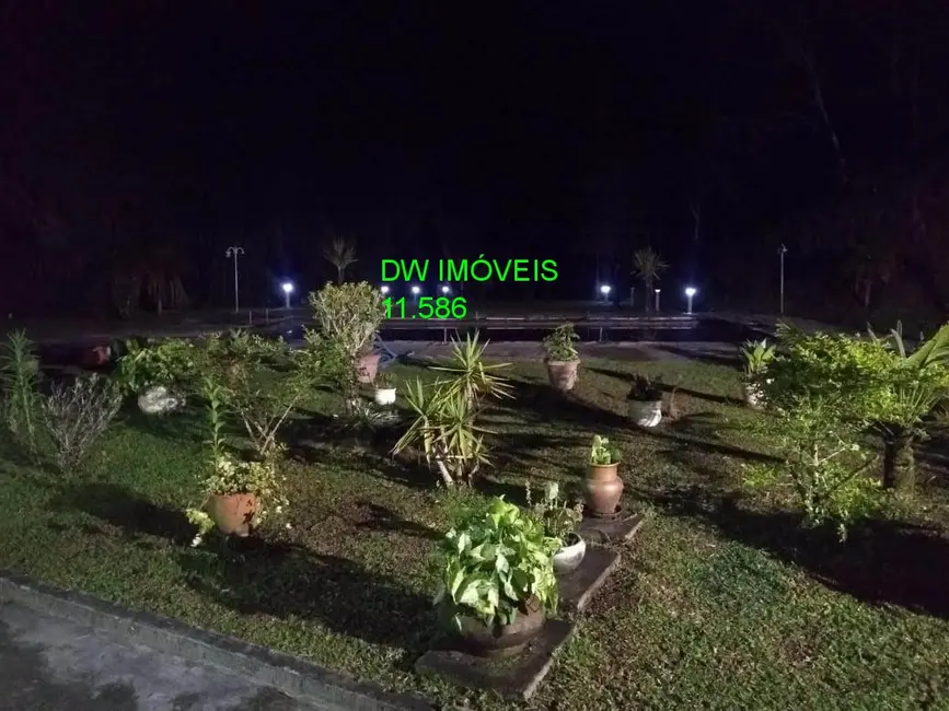 Foto 4 de Sítio / Rancho com 3 quartos à venda, 300m2 em Juquitiba - SP