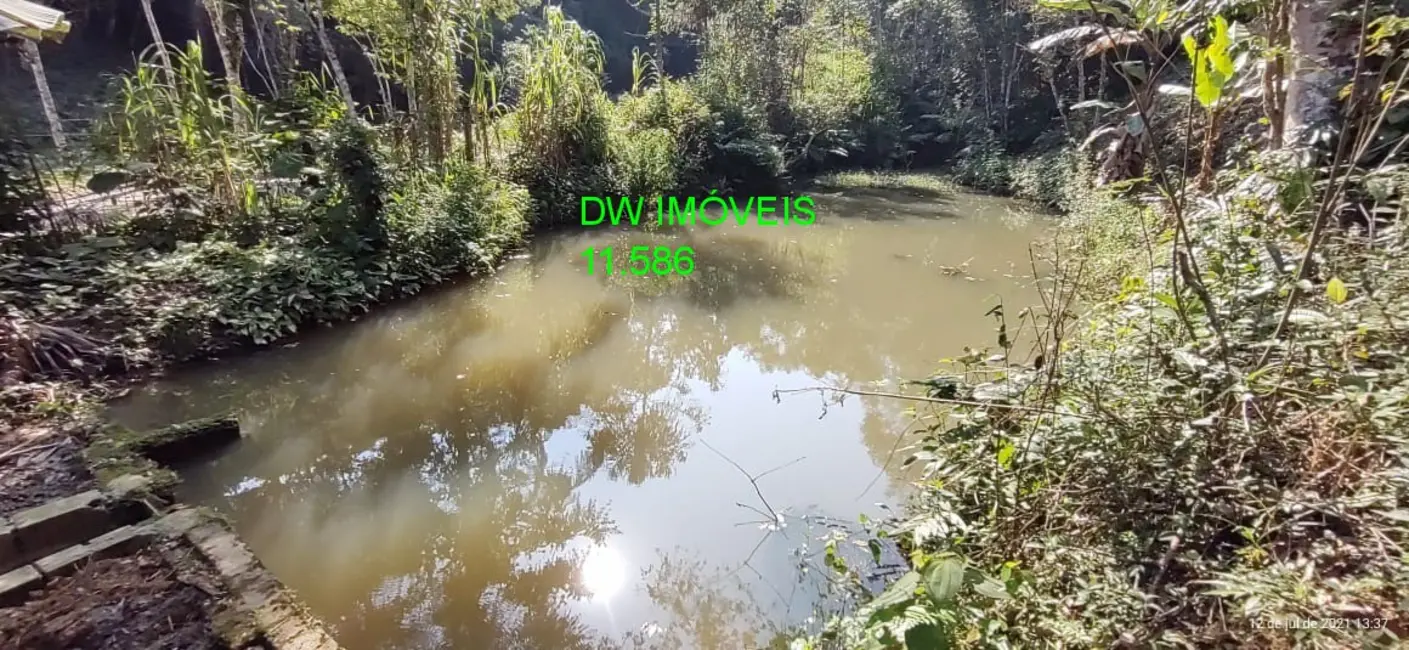 Foto 1 de Sítio / Rancho com 3 quartos à venda, 180m2 em Miracatu - SP