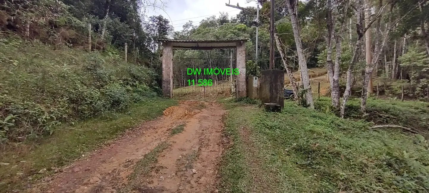 Foto 4 de Sítio / Rancho com 2 quartos à venda, 150m2 em Juquitiba - SP