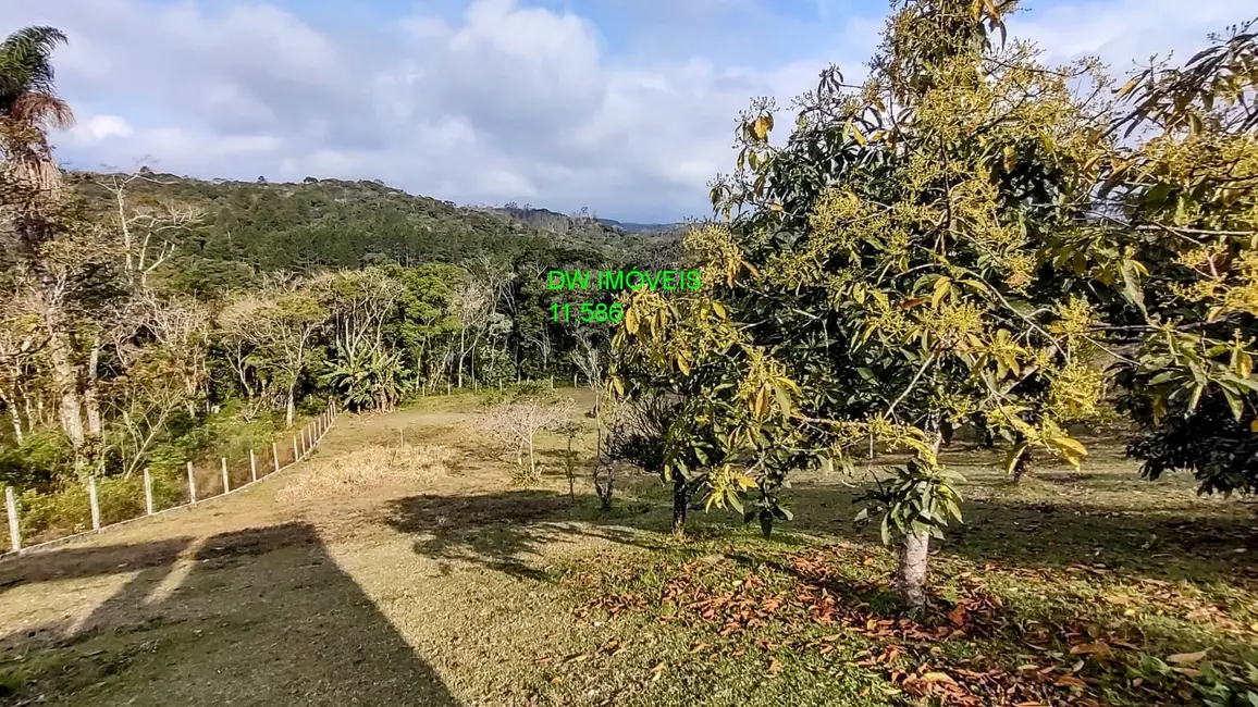 Foto 6 de Chácara com 2 quartos à venda, 2000m2 em Engenheiro Marsilac, São Paulo - SP