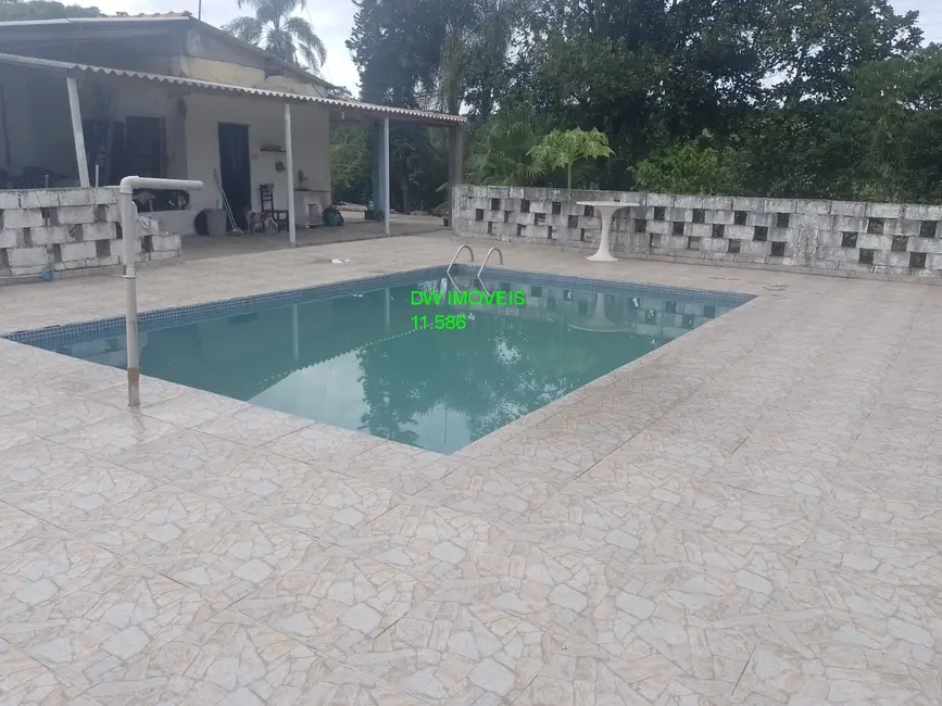 Foto 2 de Chácara com 3 quartos à venda, 160m2 em Miracatu - SP