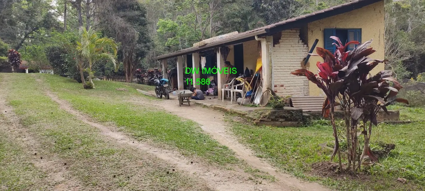 Foto 3 de Chácara com 2 quartos à venda, 250m2 em Juquitiba - SP
