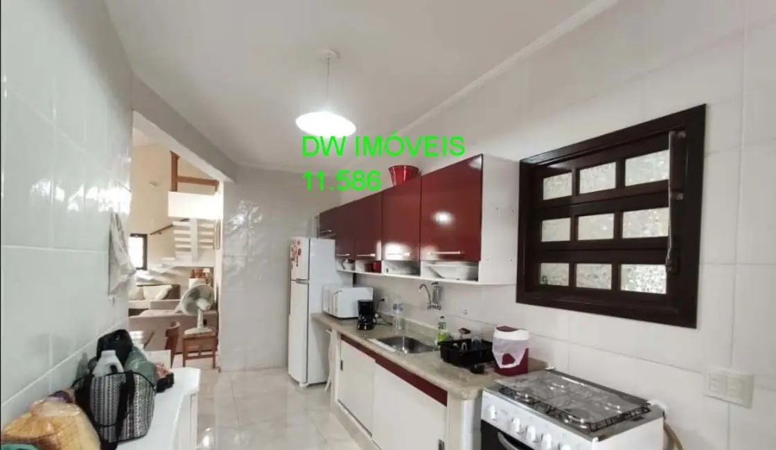 Casa com 3 quartos à venda, 170m2 em Peruibe - SP - imagem 5 Foto 5 de Casa com 3 quartos à venda, 170m2 em Peruibe - SP