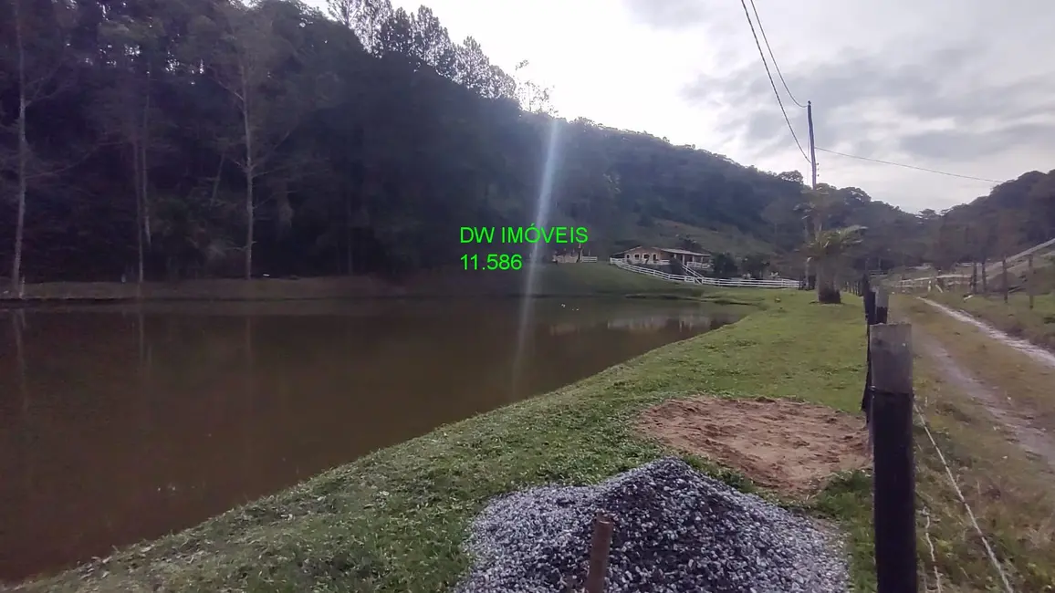 Foto 5 de Sítio / Rancho com 2 quartos à venda, 200m2 em Juquitiba - SP