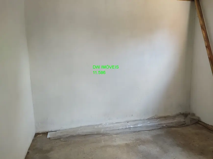 Foto 8 de Chácara com 3 quartos à venda, 90m2 em Centro, Juquitiba - SP