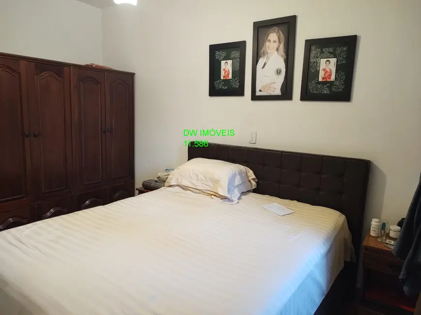Sítio / Rancho com 6 quartos à venda, 300m2 em Centro, Juquitiba - SP - imagem 8 Foto 8 de Sítio / Rancho com 6 quartos à venda, 300m2 em Centro, Juquitiba - SP