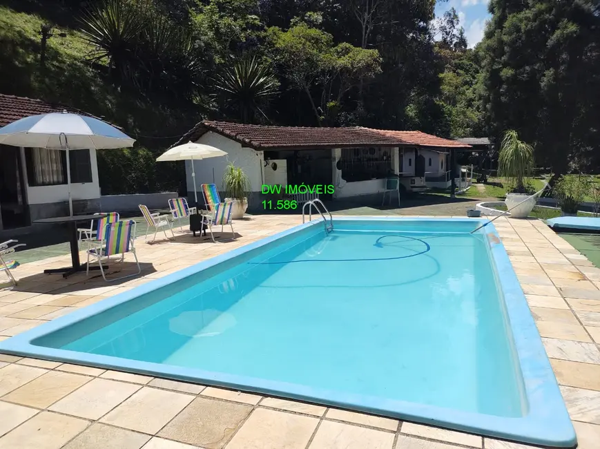 Sítio / Rancho com 6 quartos à venda, 300m2 em Centro, Juquitiba - SP - imagem 6 Foto 6 de Sítio / Rancho com 6 quartos à venda, 300m2 em Centro, Juquitiba - SP