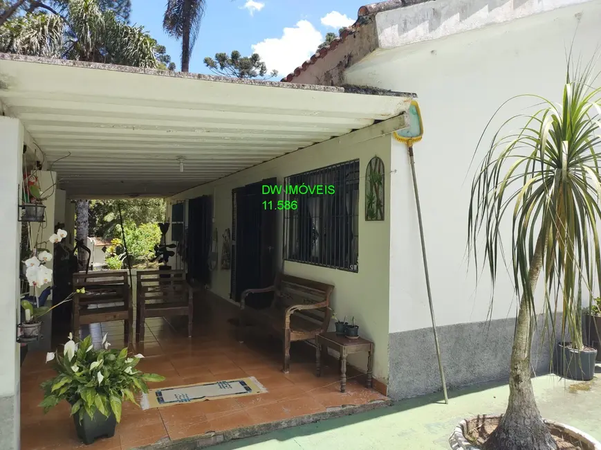 Sítio / Rancho com 6 quartos à venda, 300m2 em Centro, Juquitiba - SP - imagem 4 Foto 4 de Sítio / Rancho com 6 quartos à venda, 300m2 em Centro, Juquitiba - SP