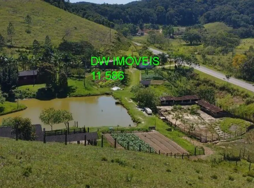 Foto 9 de Sítio / Rancho à venda, 242000m2 em Juquia - SP