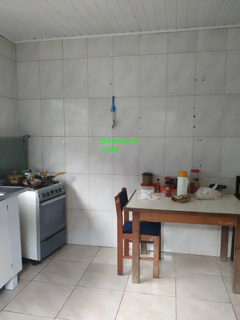 Casa com 2 quartos à venda, 300m2 em Sao Lourenco Da Serra - SP - imagem 4 Foto 4 de Casa com 2 quartos à venda, 300m2 em Sao Lourenco Da Serra - SP