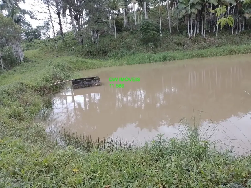 Foto 2 de Sítio / Rancho com 5 quartos à venda, 400m2 em Juquia - SP