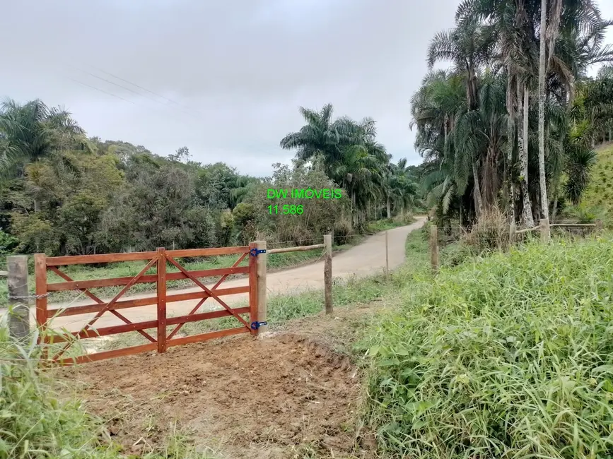Foto 4 de Sítio / Rancho com 5 quartos à venda, 400m2 em Juquia - SP