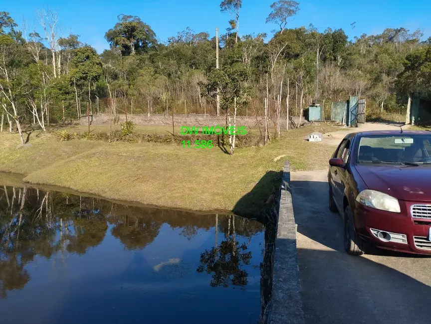 Foto 3 de Sítio / Rancho com 3 quartos à venda, 250m2 em Juquitiba - SP