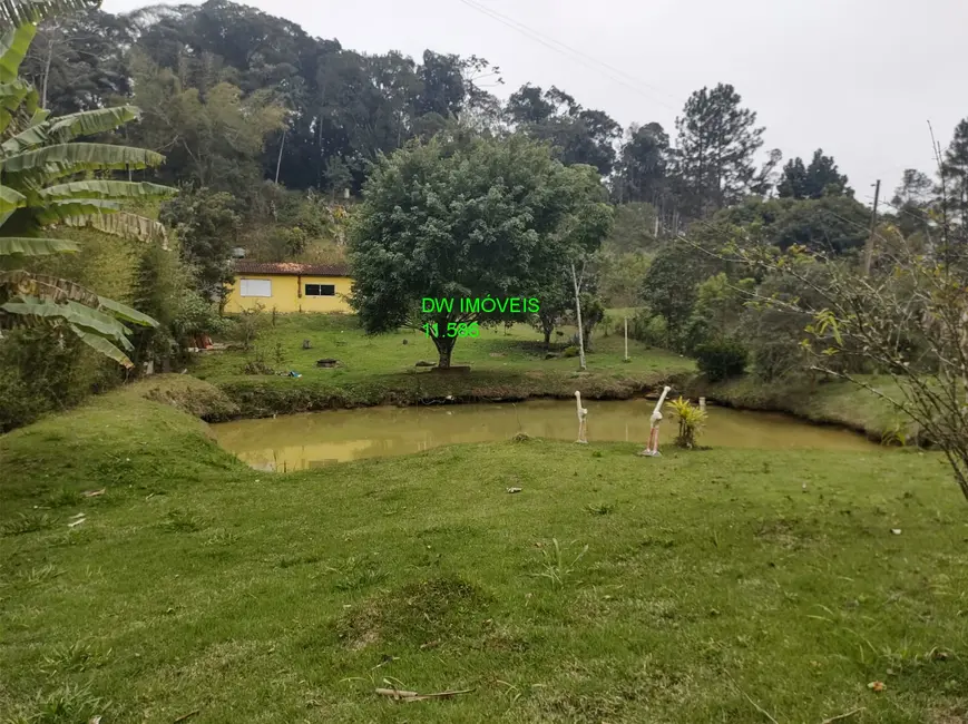 Foto 4 de Chácara com 3 quartos à venda, 200m2 em Miracatu - SP