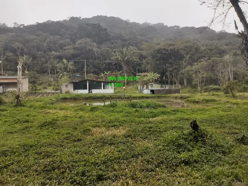 Foto 9 de Chácara com 3 quartos à venda, 200m2 em Juquitiba - SP