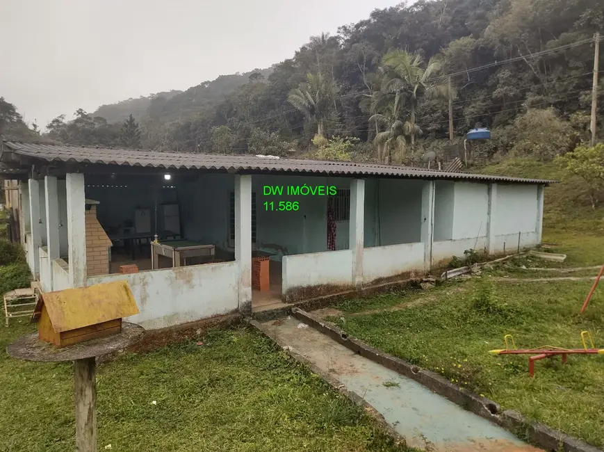 Foto 4 de Chácara com 3 quartos à venda, 200m2 em Juquitiba - SP