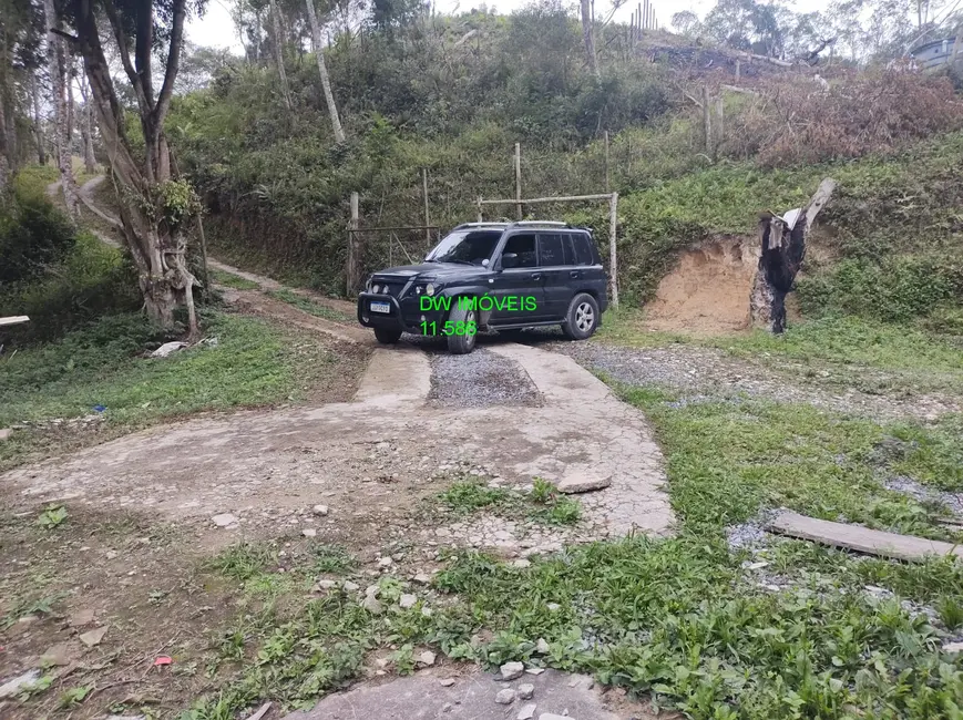 Foto 2 de Chácara com 4 quartos à venda, 150m2 em Juquitiba - SP