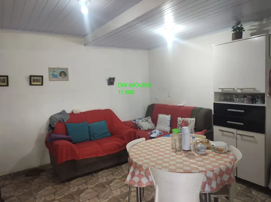 Foto 3 de Casa com 2 quartos à venda, 150m2 em Juquitiba - SP