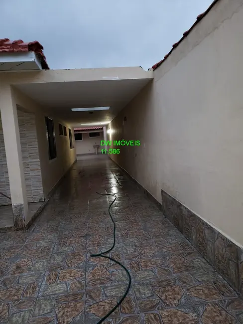 Foto 9 de Casa com 2 quartos à venda, 250m2 em Peruibe - SP