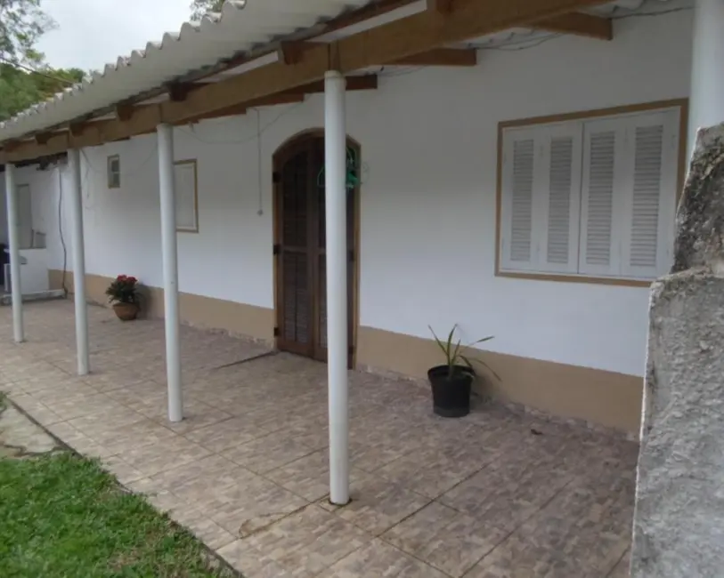 Foto 2 de Chácara com 5 quartos para alugar em Juquitiba - SP