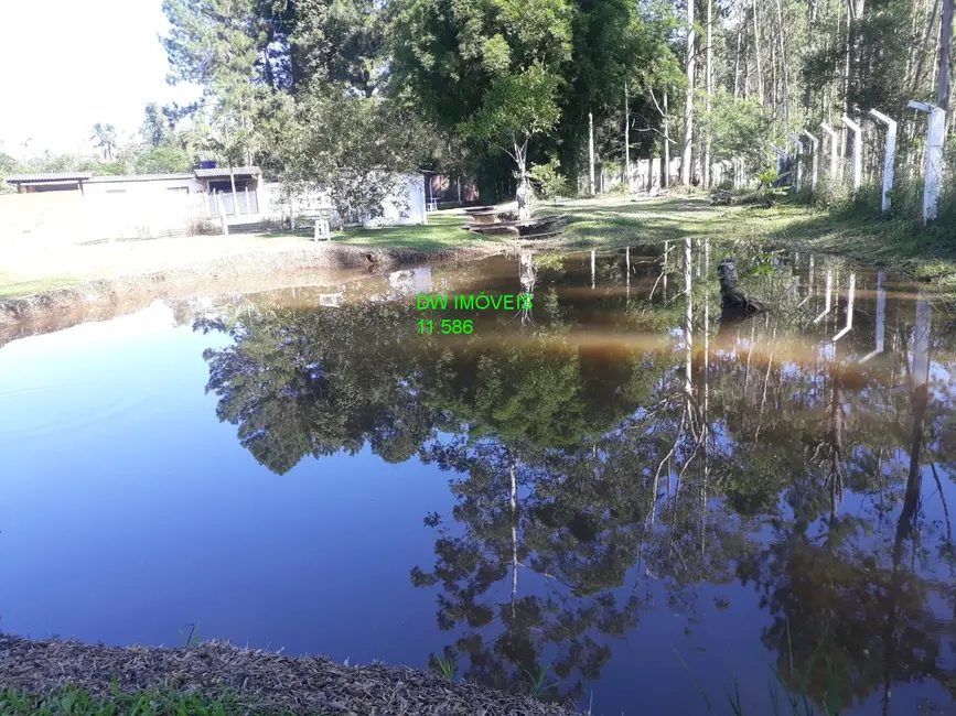 Foto 1 de Chácara com 2 quartos à venda, 350m2 em Juquitiba - SP