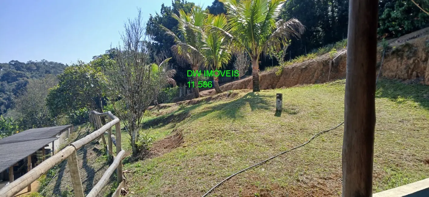 Foto 4 de Sítio / Rancho com 2 quartos à venda, 200m2 em Miracatu - SP