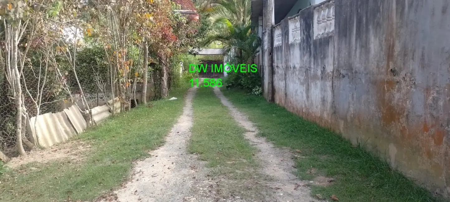 Foto 3 de Casa com 2 quartos à venda, 200m2 em Juquitiba - SP