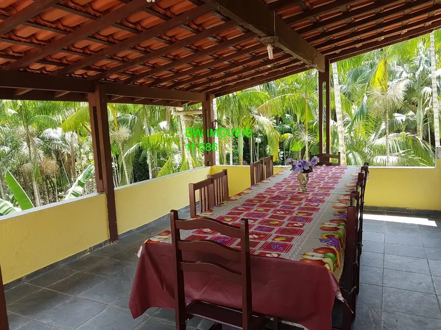 Foto 3 de Chácara com 3 quartos à venda, 1374m2 em Pedro De Toledo - SP