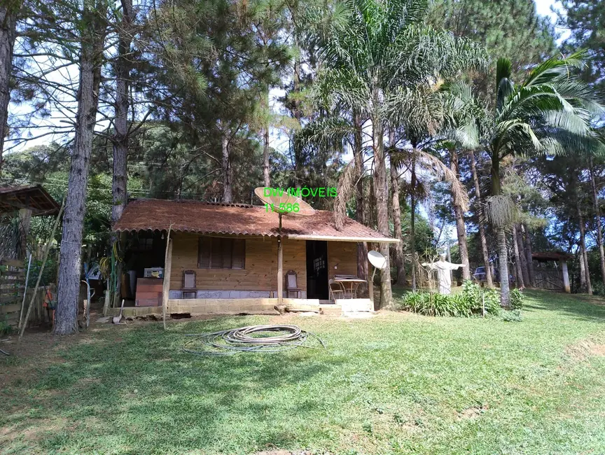 Foto 2 de Sítio / Rancho com 2 quartos à venda, 300m2 em Juquitiba - SP