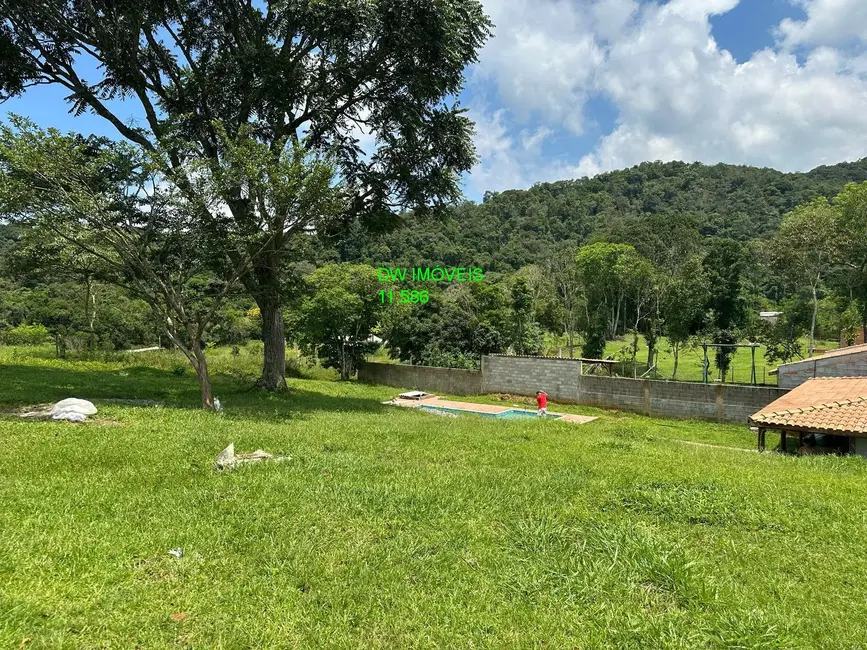 Foto 2 de Chácara com 2 quartos à venda, 200m2 em Juquitiba - SP