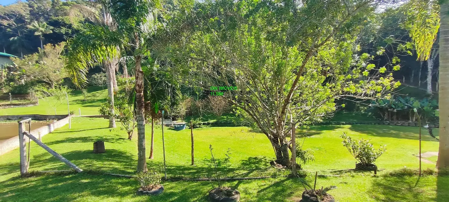 Foto 2 de Chácara com 2 quartos à venda, 250m2 em Juquitiba - SP