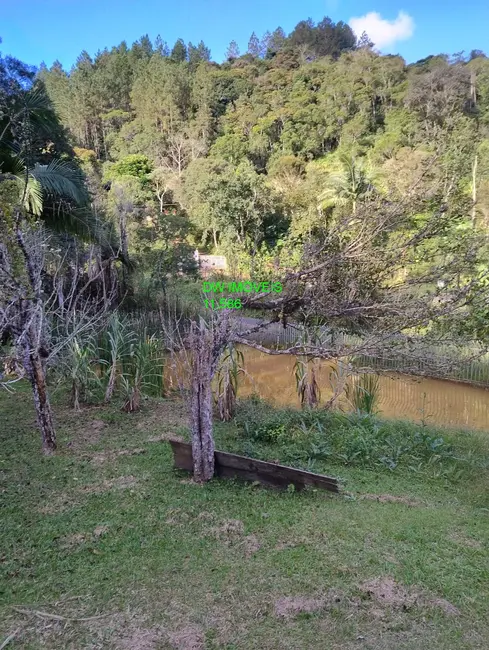 Foto 1 de Chácara com 2 quartos à venda, 200m2 em Juquitiba - SP