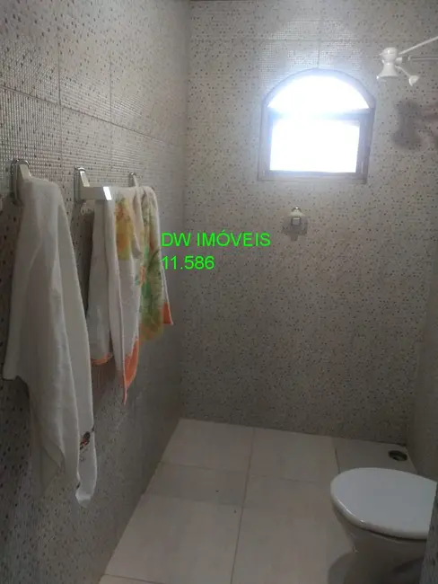 Foto 16 de Chácara à venda, 200m2 em Juquitiba - SP