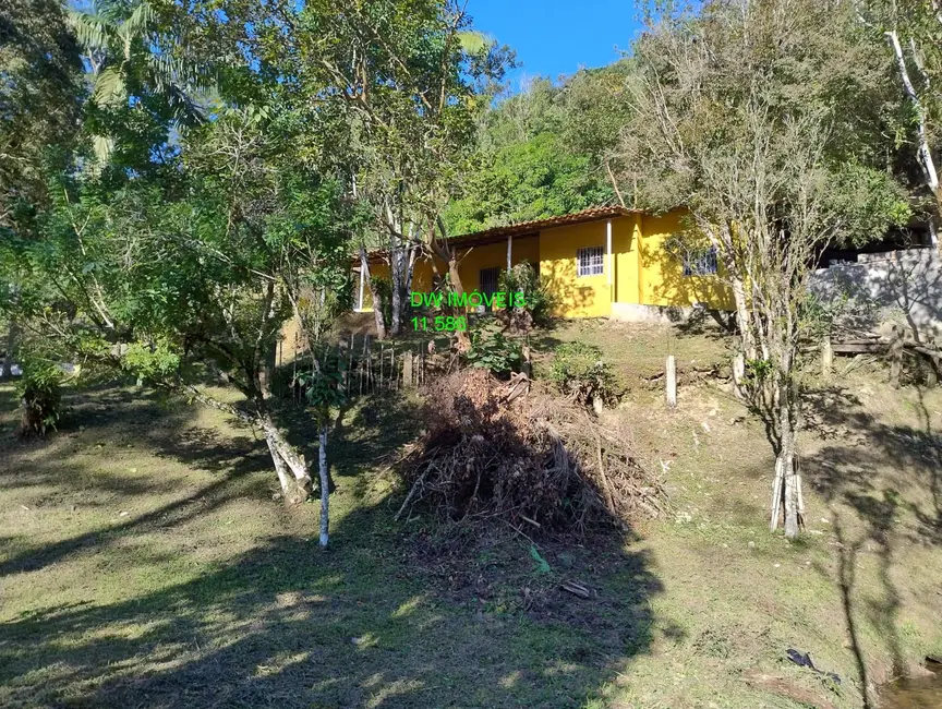 Foto 5 de Sítio / Rancho com 2 quartos à venda, 150m2 em Miracatu - SP