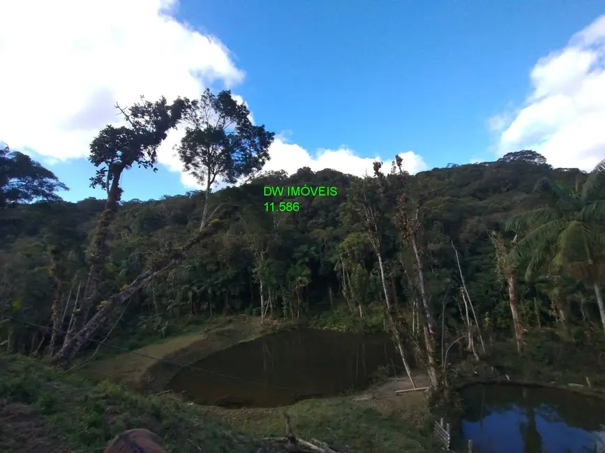 Foto 1 de Sítio / Rancho com 2 quartos à venda, 150m2 em Juquitiba - SP