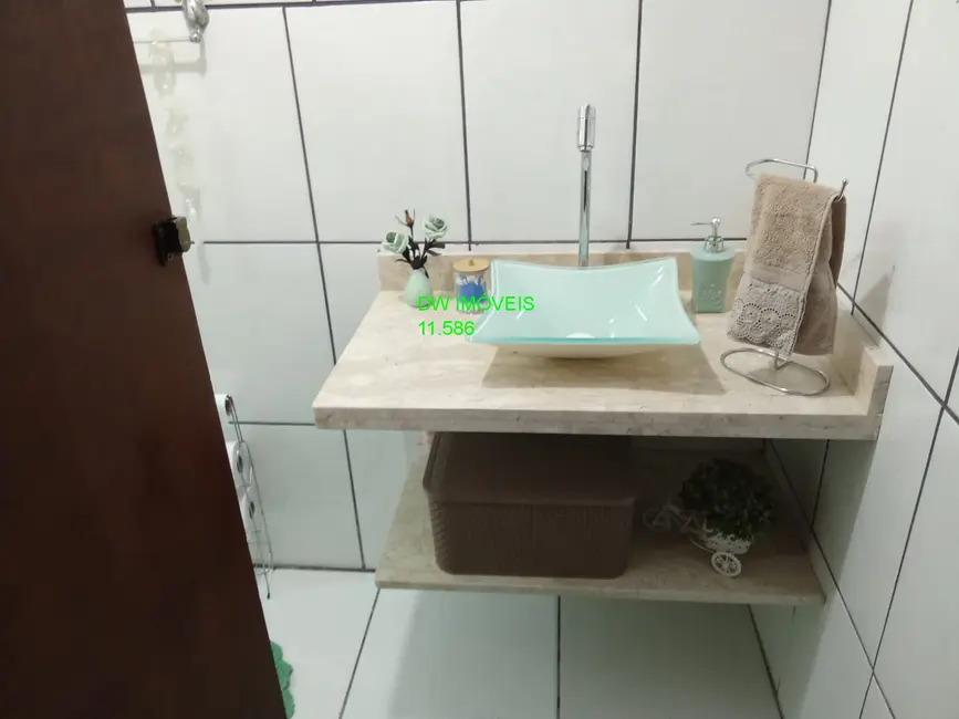 Foto 7 de Sítio / Rancho com 1 quarto à venda e para alugar, 250m2 em Juquitiba - SP