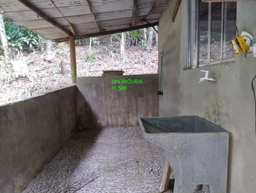 Foto 3 de Chácara com 2 quartos à venda, 300m2 em Juquitiba - SP