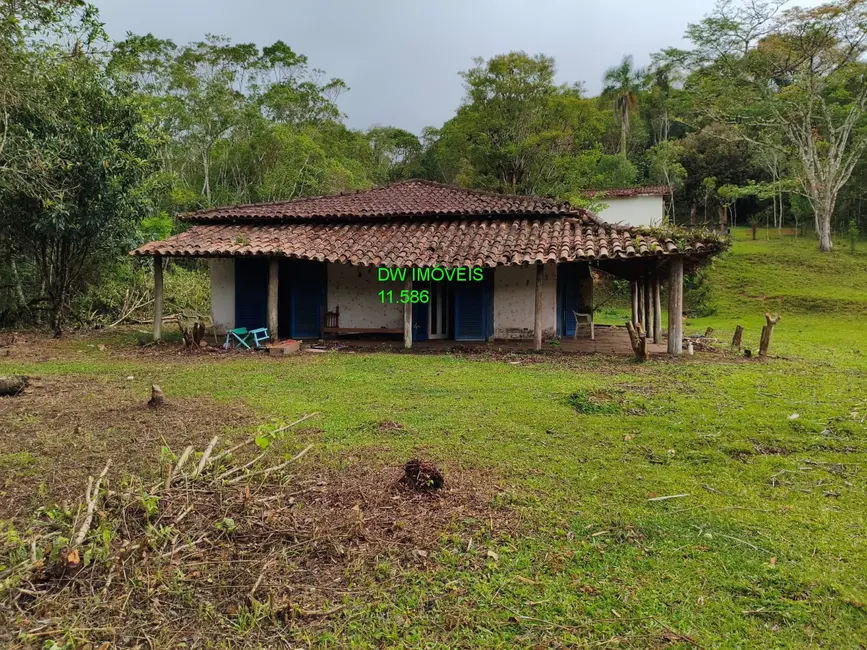 Foto 1 de Sítio / Rancho com 2 quartos à venda, 250m2 em Palmeiras, Juquitiba - SP