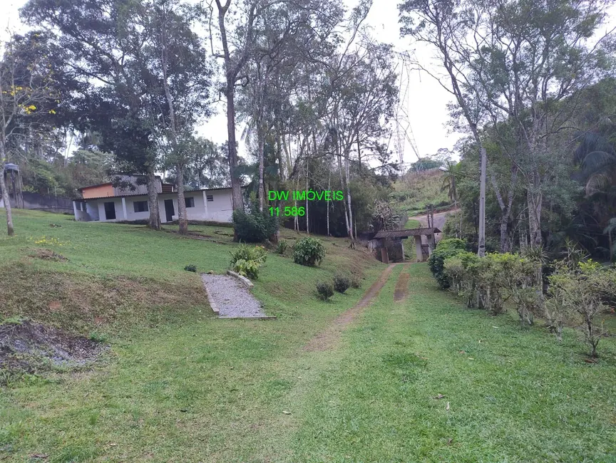 Foto 4 de Chácara com 3 quartos à venda, 300m2 em Juquitiba - SP