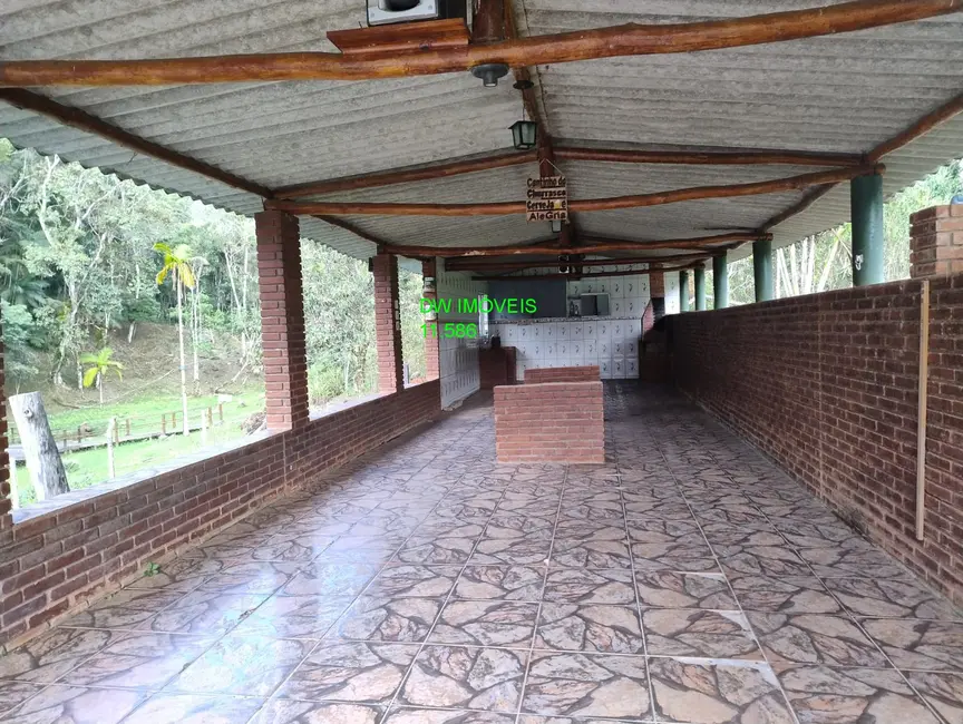 Foto 9 de Chácara com 2 quartos à venda, 300m2 em Barnabés, Juquitiba - SP