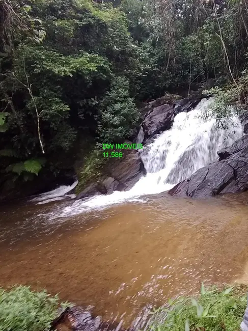 Foto 2 de Terreno / Lote à venda, 3300m2 em Miracatu - SP