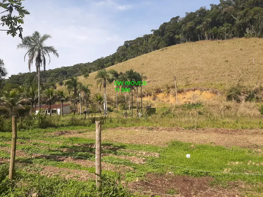 Foto 1 de Fazenda / Haras com 2 quartos à venda, 2000m2 em Miracatu - SP