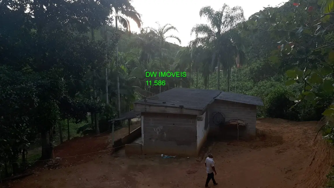 Foto 2 de Chácara com 2 quartos à venda, 100m2 em Miracatu - SP