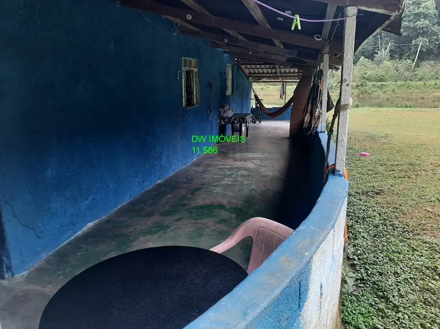 Foto 2 de Sítio / Rancho com 2 quartos à venda, 250m2 em Miracatu - SP